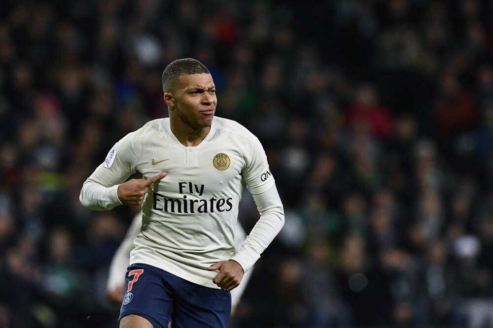 印度报告尼帕病毒病例 马来西亚手套股大涨